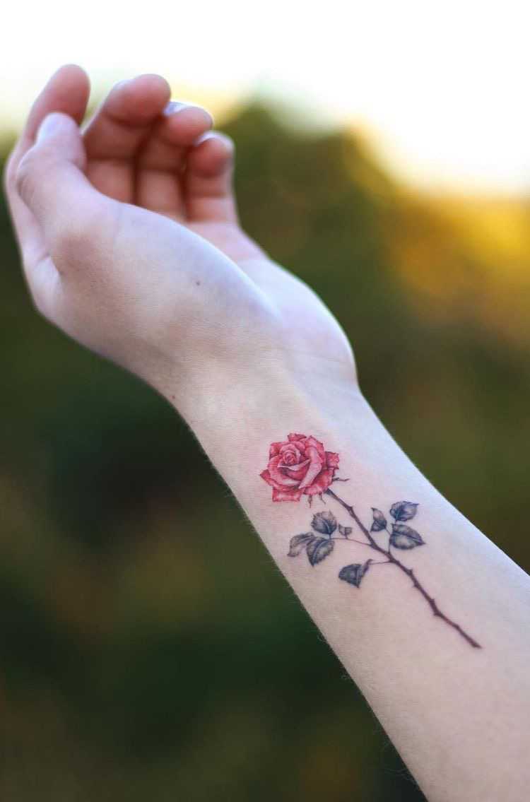 rose tattoos for wrist for girls