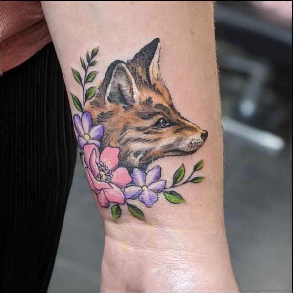 fox tattoos on wrist