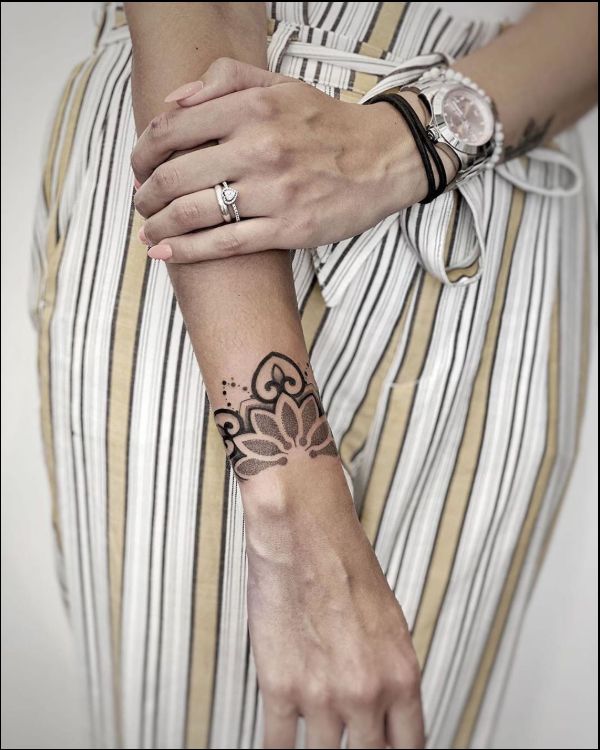 wrist bracelet tattoos