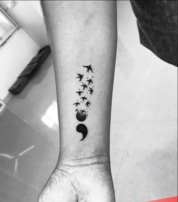 bird wrist tattoos