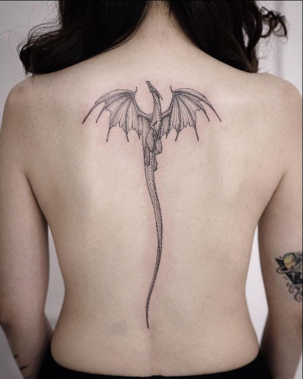 Tattoo Gchotic style dragon wing