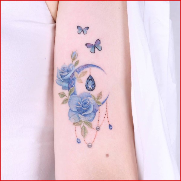 cute dreamcatcher tattoos with butterfly