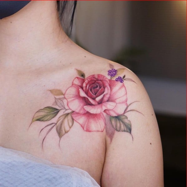 rose tattoos for women on shoulder