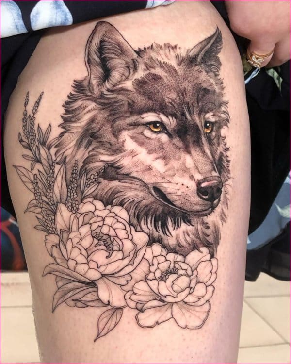 wolf thigh tattoos