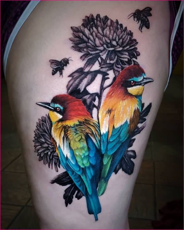 birds thigh tattoos