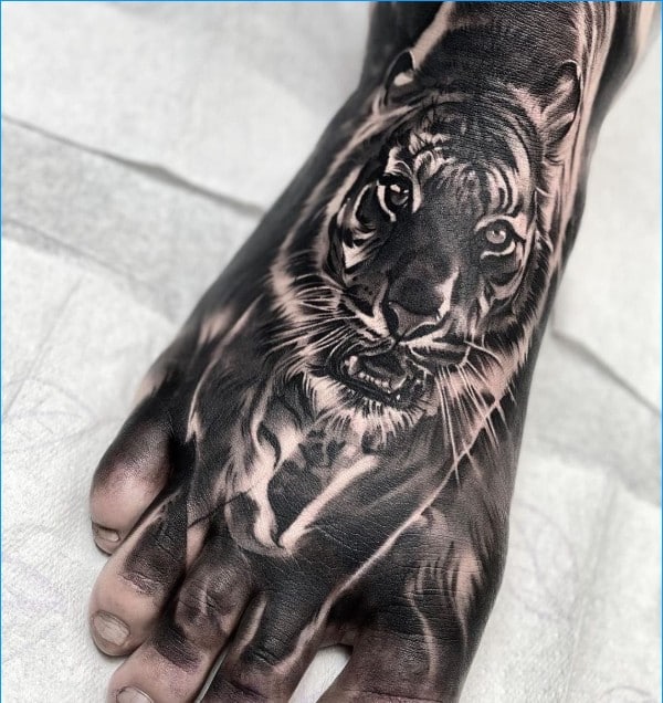 tiger foot tattoos