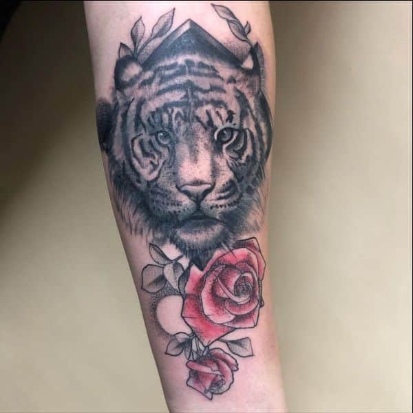 tiger tattoos with roses